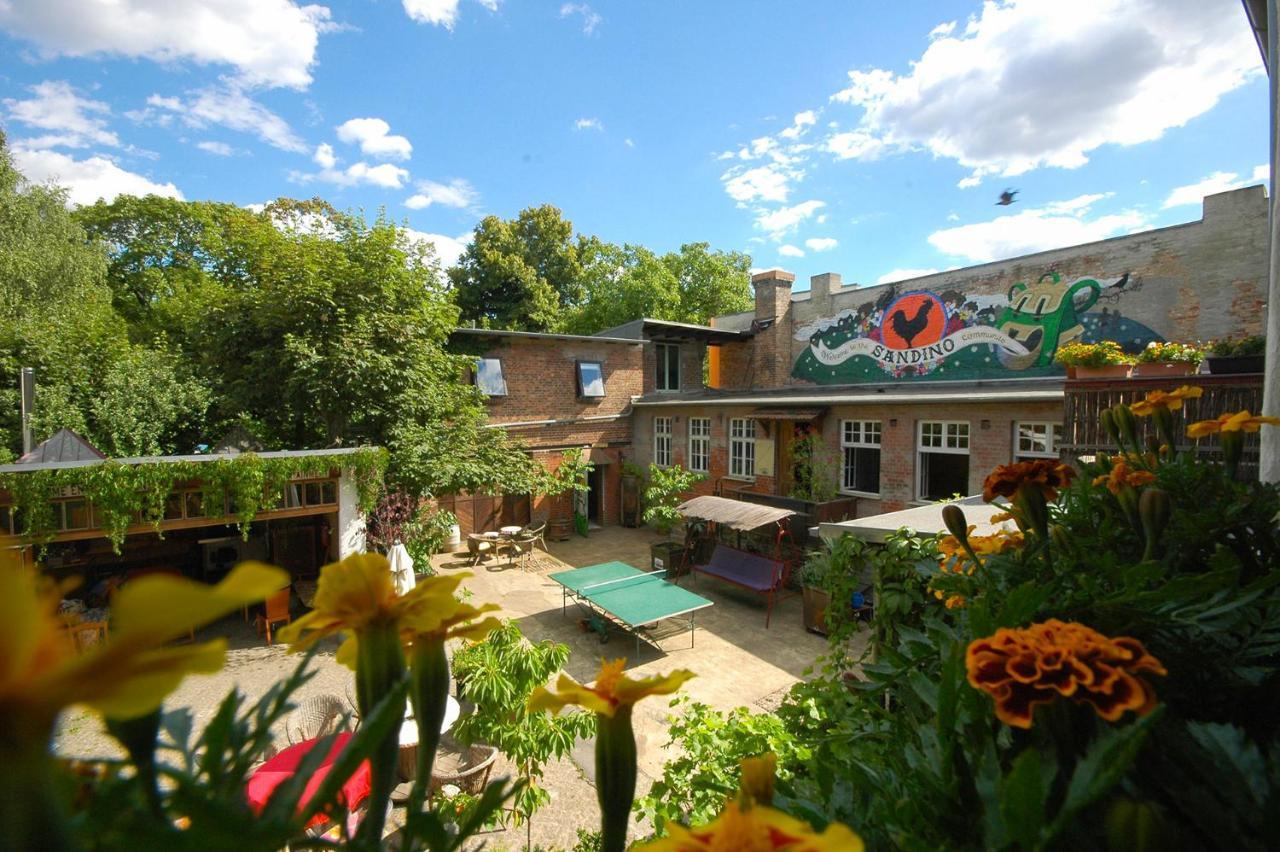 Hostel Sandino